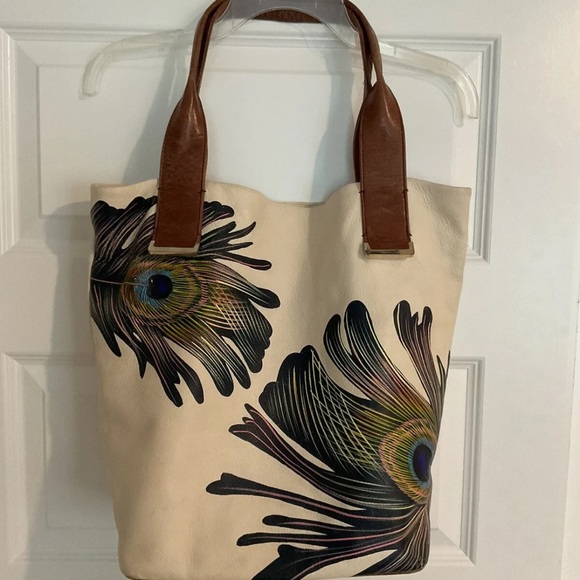 Elliott Lucca Handbags - Elliot Lucca Tote